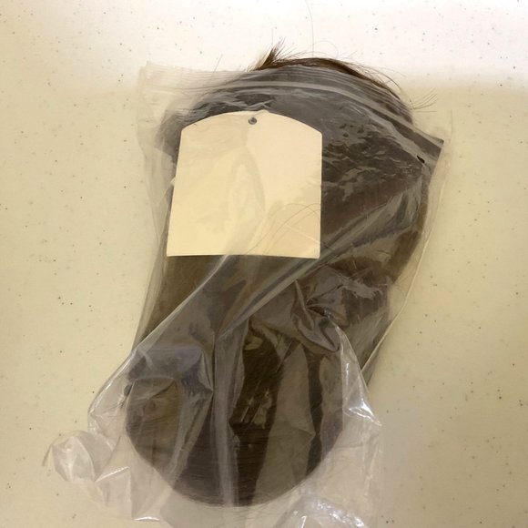 Toni Brattain Hair Fashion Hair Fabulous #104 Layered Flip HF Light Brown New - Picture 4 of 6